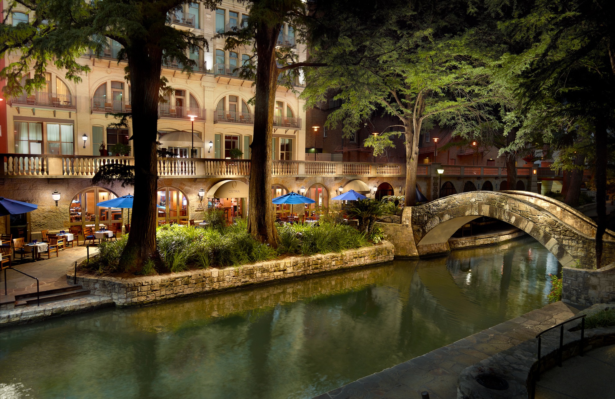Exterior of Mokara Hotel & Spa in San Antonio